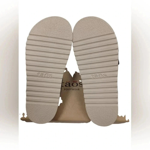 Taos NWT Gray  Velcro Cork Sandals Size 6-6.5 - Picture 6 of 9